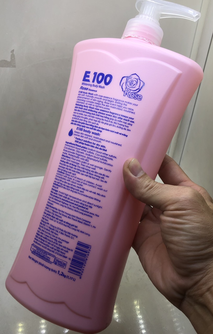 Sữa Tắm E100 Silky Màu Vàng 1200ml