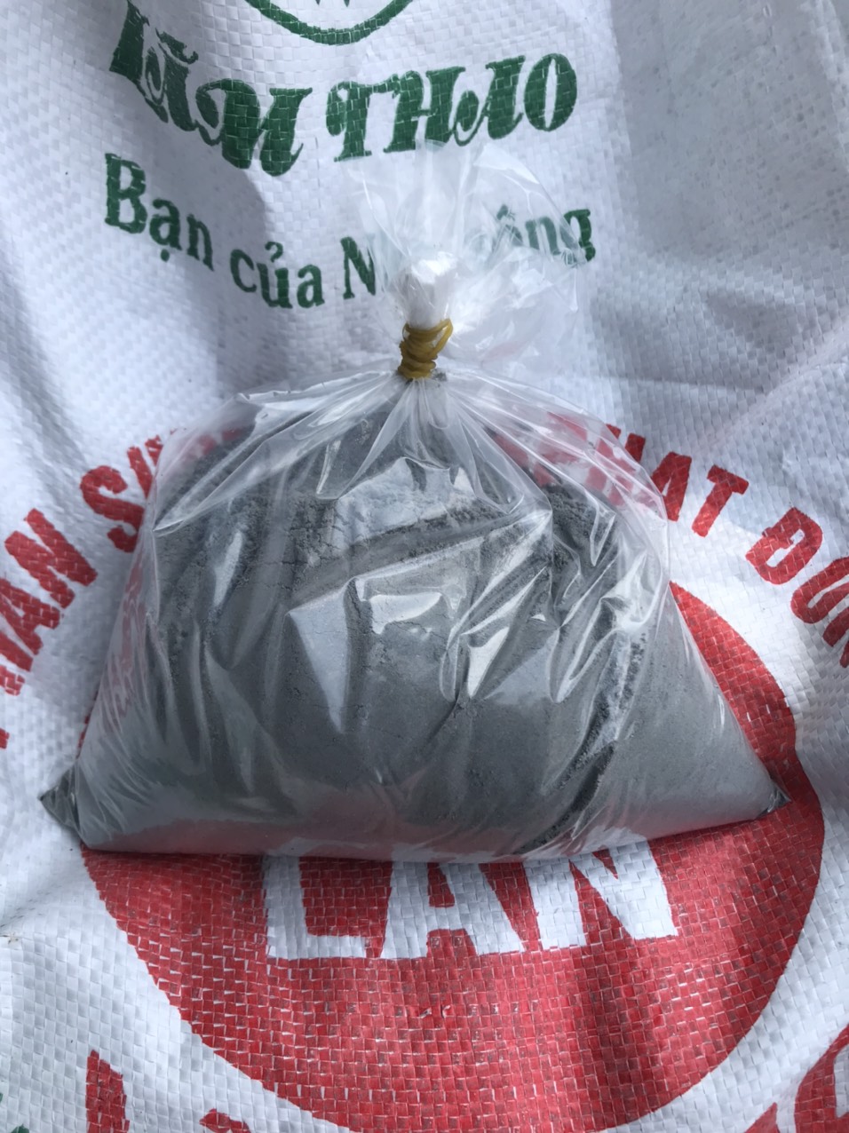 Phân lân - super lân Lâm Thao gói 1kg