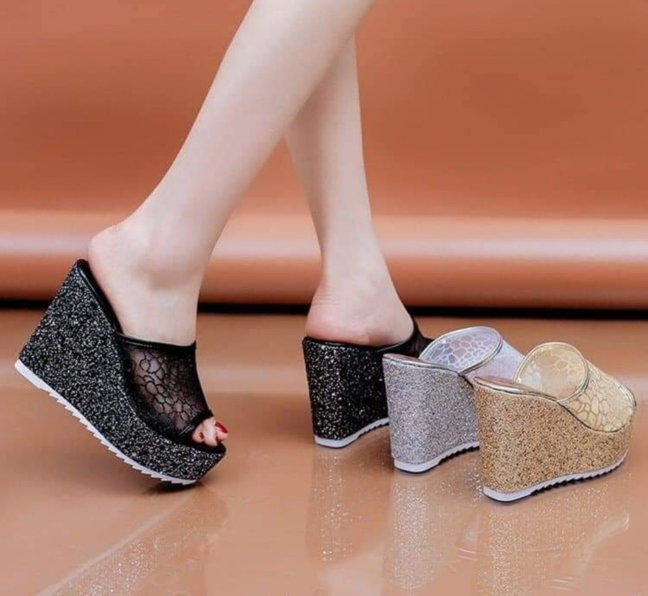 Dép đế xuồng ren 10f