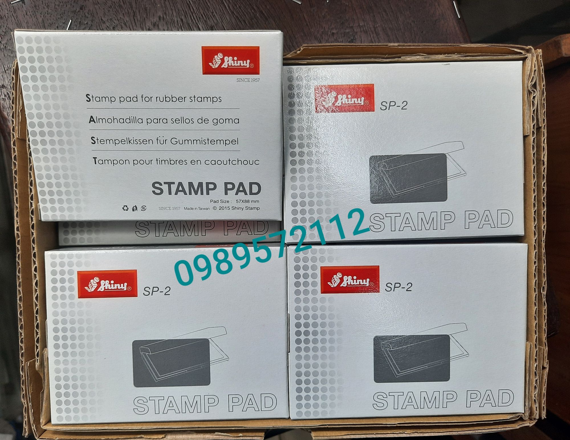 Bàn dấu,khay mực-tampon dấu shiny các cỡ