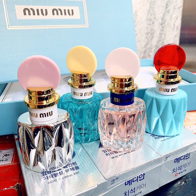 Set 4 chai nước hoa miumiu