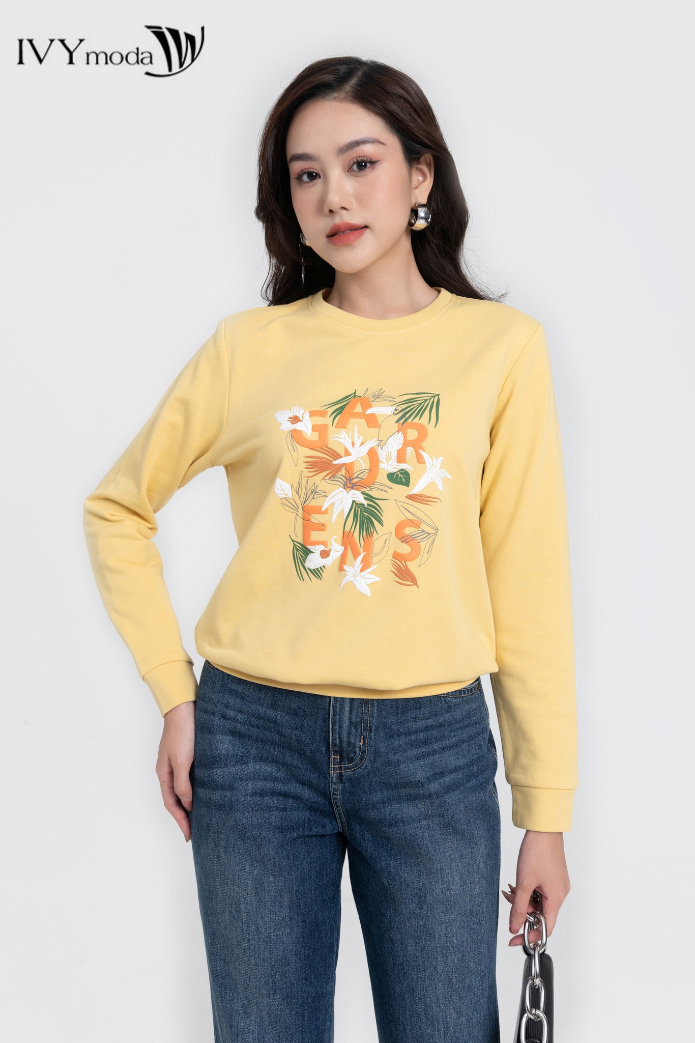 Áo thun họa tiết dài tay IVY Moda MS 58M8024