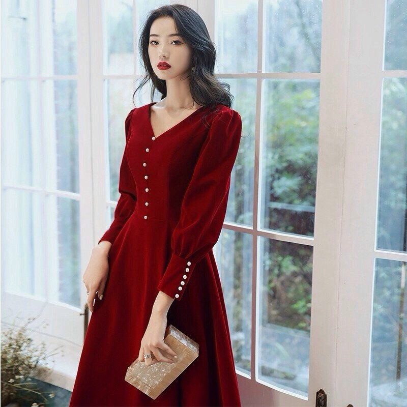 ĐẦM xòe CÔ DÂU tay dài CỔ V ĐÍNH NÚT