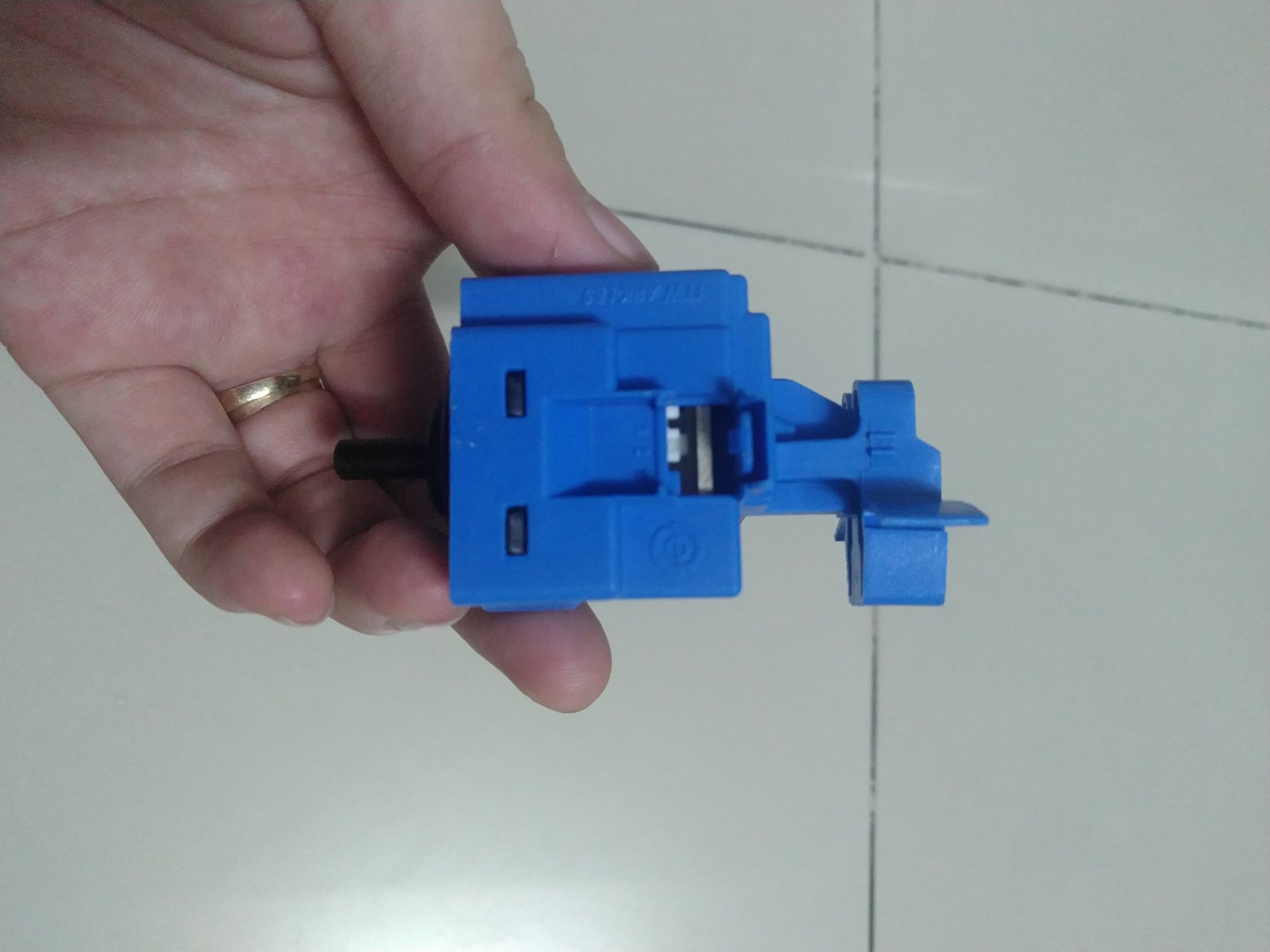 phao máy giặt Aqua