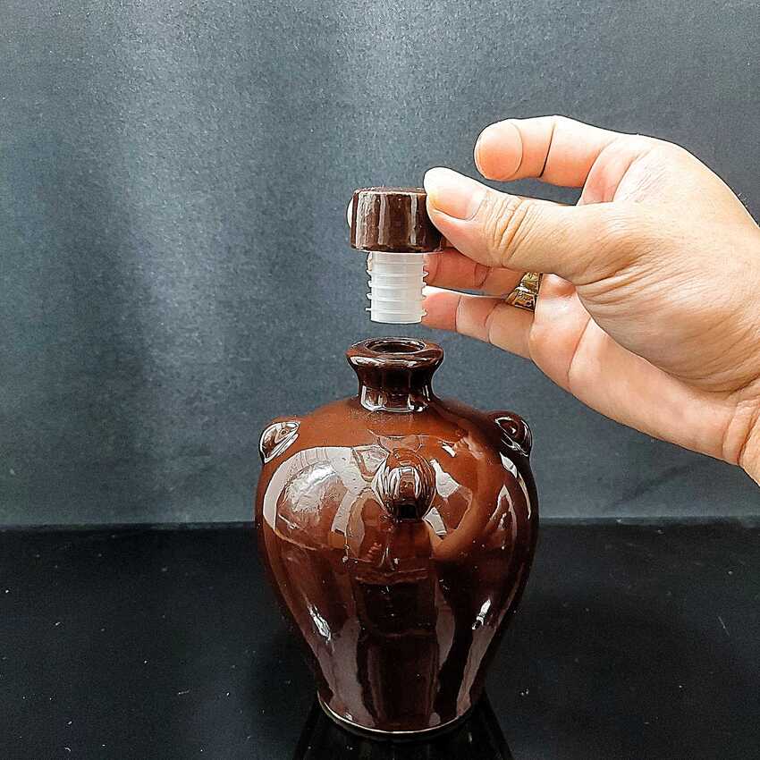 Nậm Đựng Rượu 500ML gốm sứ Bát Tràng mẫu quả lê màu nâu đỏ - Nậm Rượu Gốm Sứ - Bình Đựng Rượu Gốm Sứ (L3)