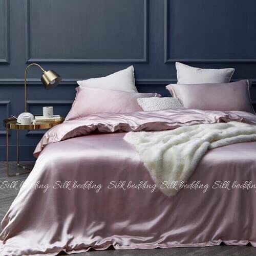 ( Lụa Loại 1) Ga Giường Phi Lụa Màu Tím Hồng Cao Cấp Mềm Mại Lan Pham Bedding