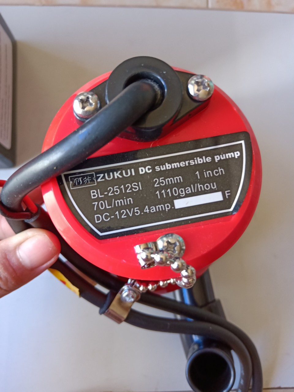 Bơm chìm 12v lưu lượng 70/min (dùng cho hòn non bộ, các thác nước và hồ cá mini)