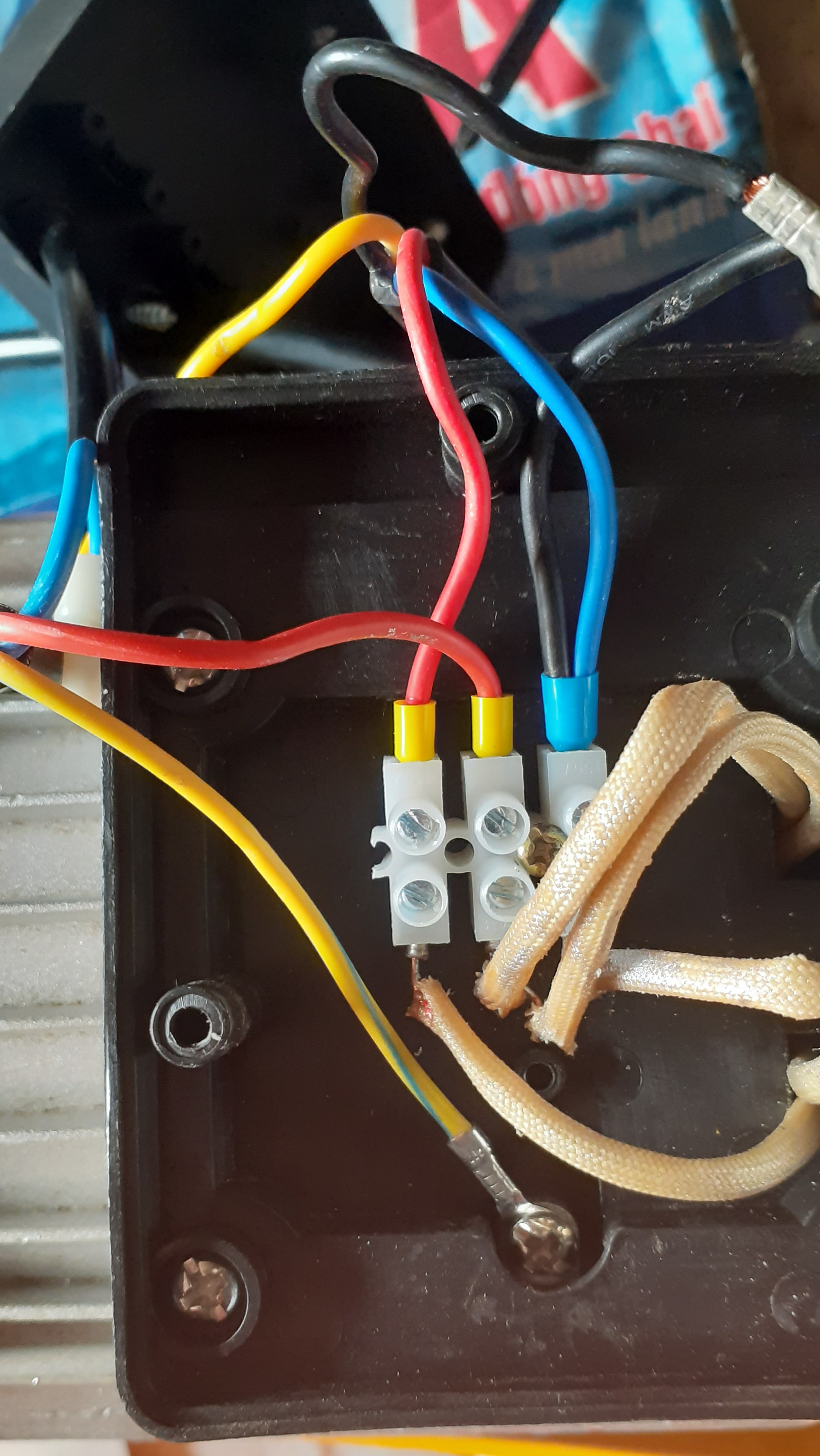Điều khiển từ xa cho máy tời điện 220v