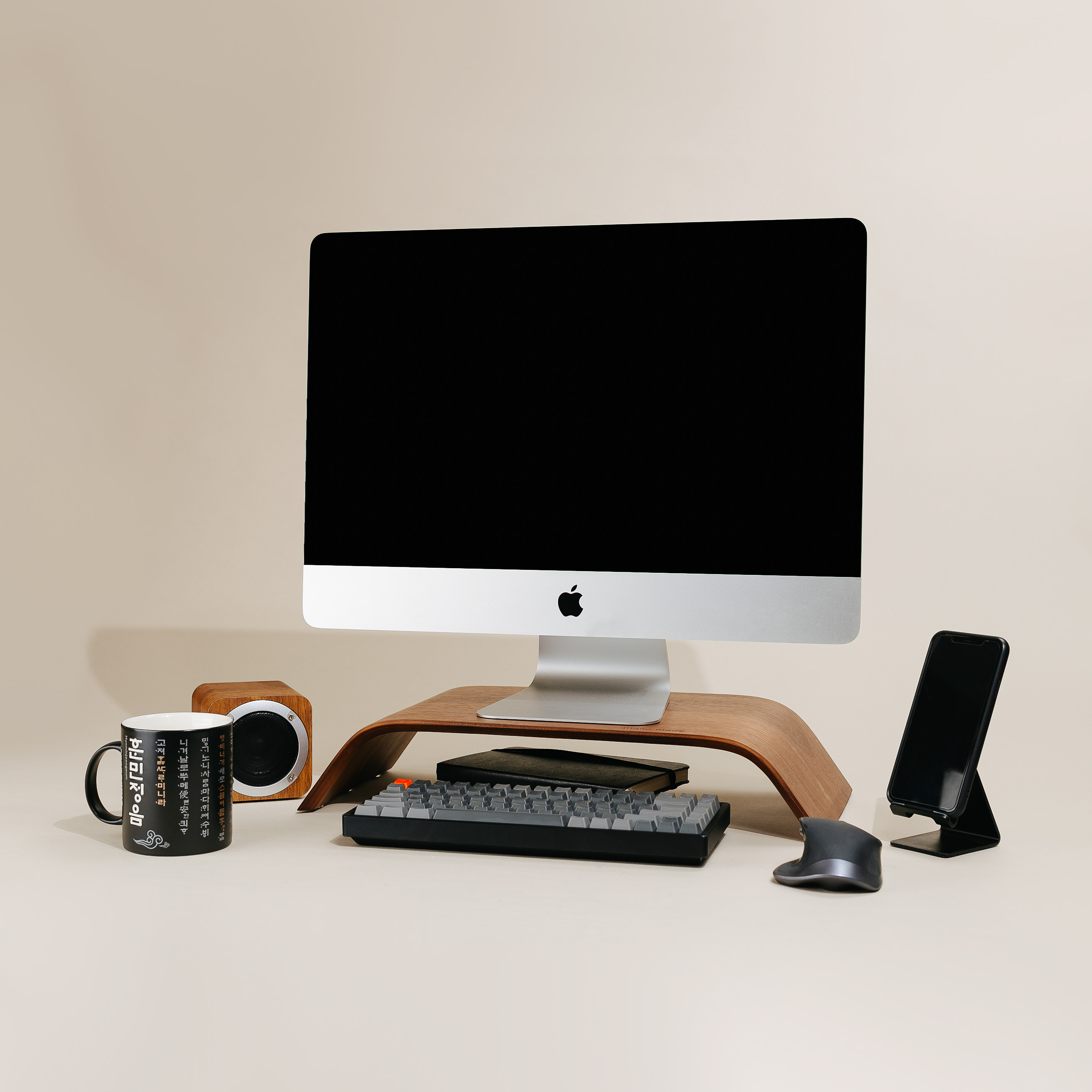 MONITOR STAND