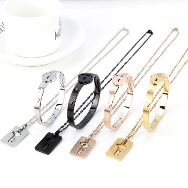 Bộ vòng tay cặp đôi titan Thấy Là Thích ổ khóa và chìa khóa - Cam kết 1 đổi 1 nếu hoen , gỉ sét