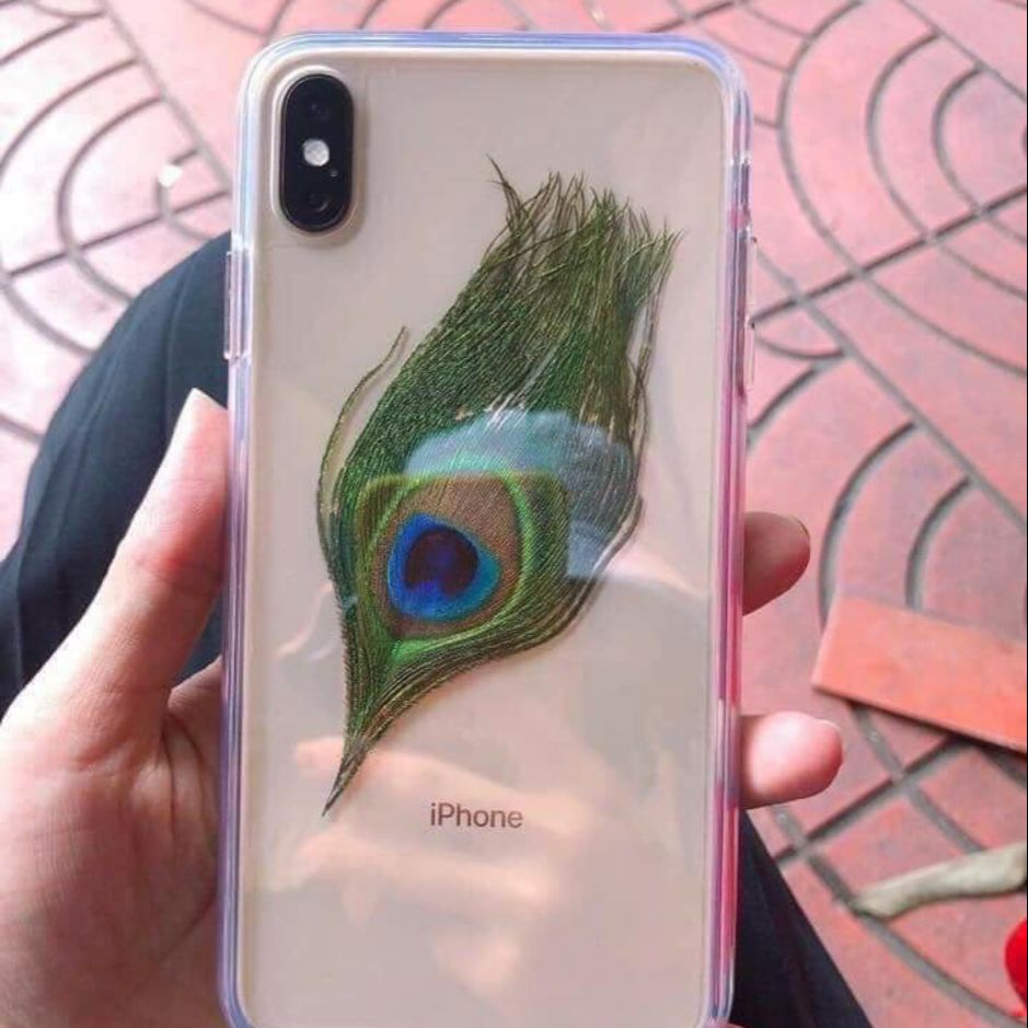 Lông công may mắn
