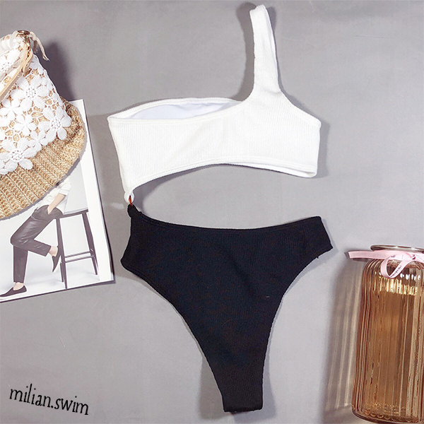 Bikini đen trắng gân tăm- 𝐁𝐞𝐫𝐫𝐲 𝐗 𝐀𝐥𝐢𝐞𝐞