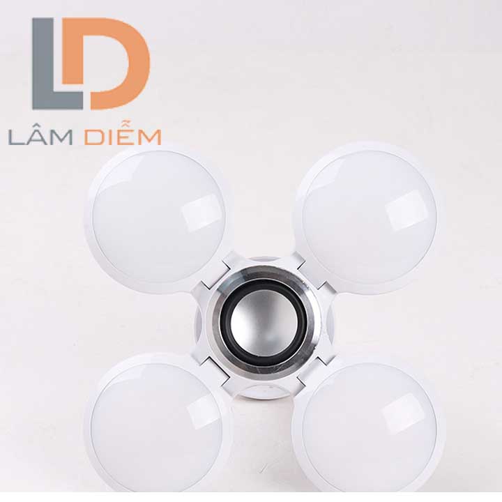 ĐÈN LED RGB TÍCH HỢP LOA BLUETOOTH 4.0 CÓ REMOTE CQ9