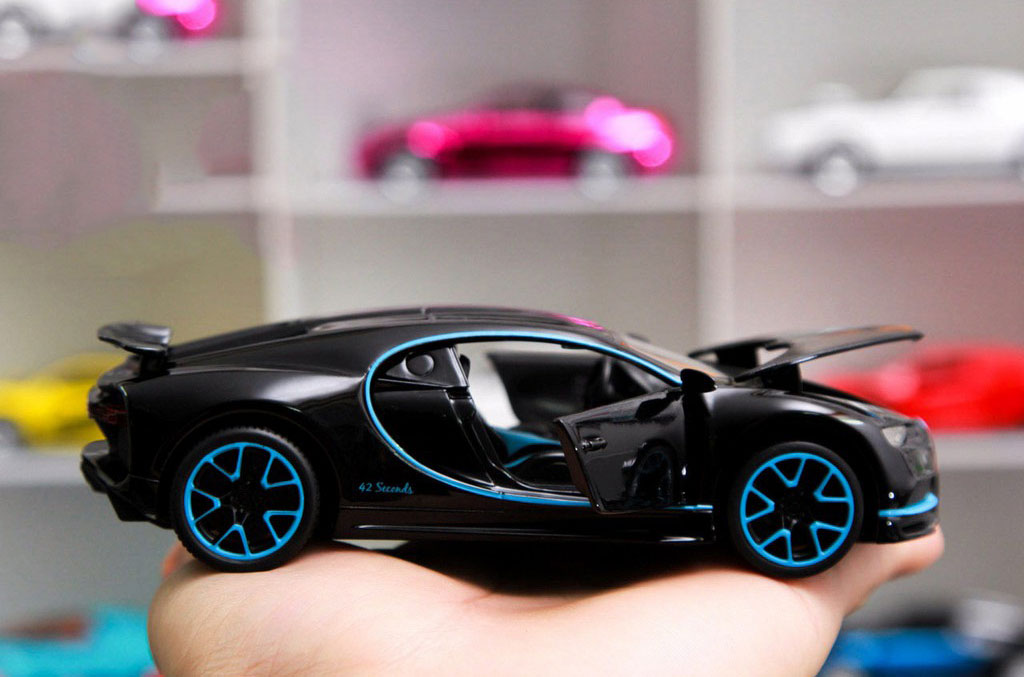 XE MÔ HÌNH TĨNH siêu xe Bugatti Chiron - MINIAUTO tỷ lệ 1:32