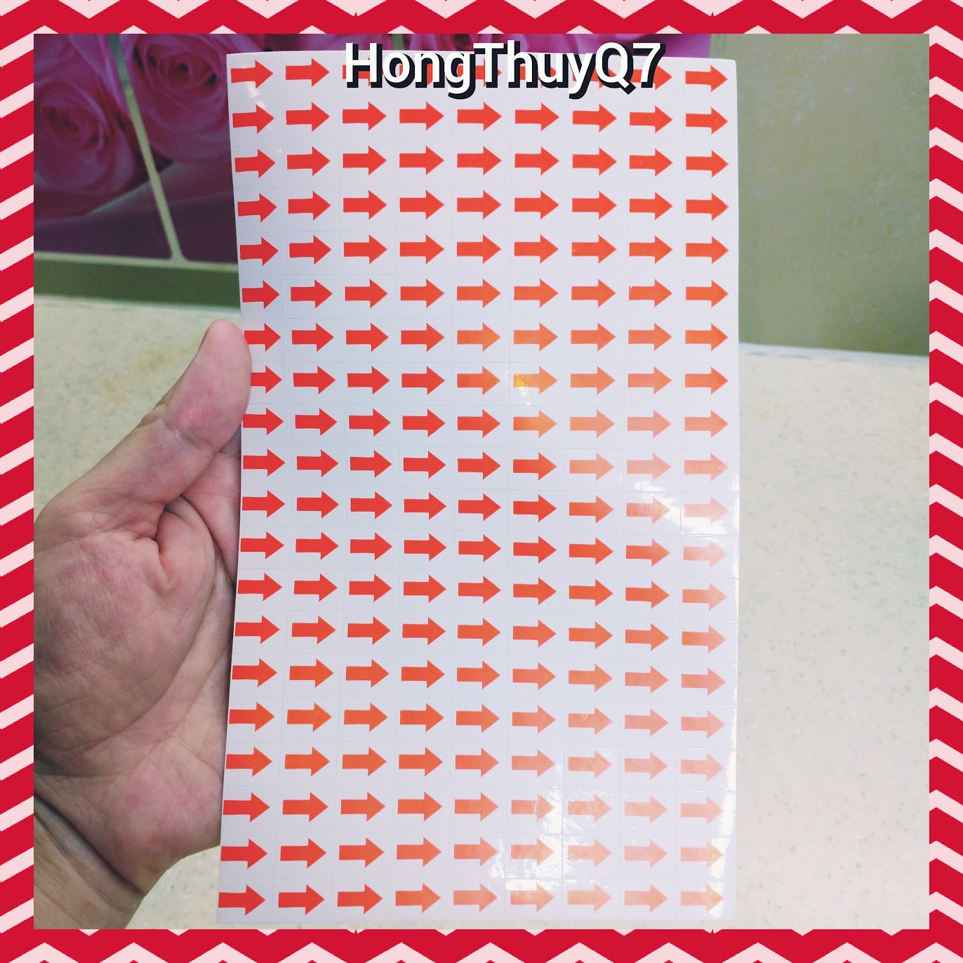 Tem mũi tên đỏ dán mở hộp quà, miệng túi bánh, lỗi sản phẩm /11.14/ - hong thuy q7