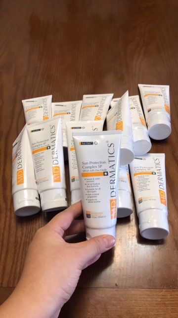 [CHÍNH HÃNG] Md Dermatics Kem chống nắng Spf45