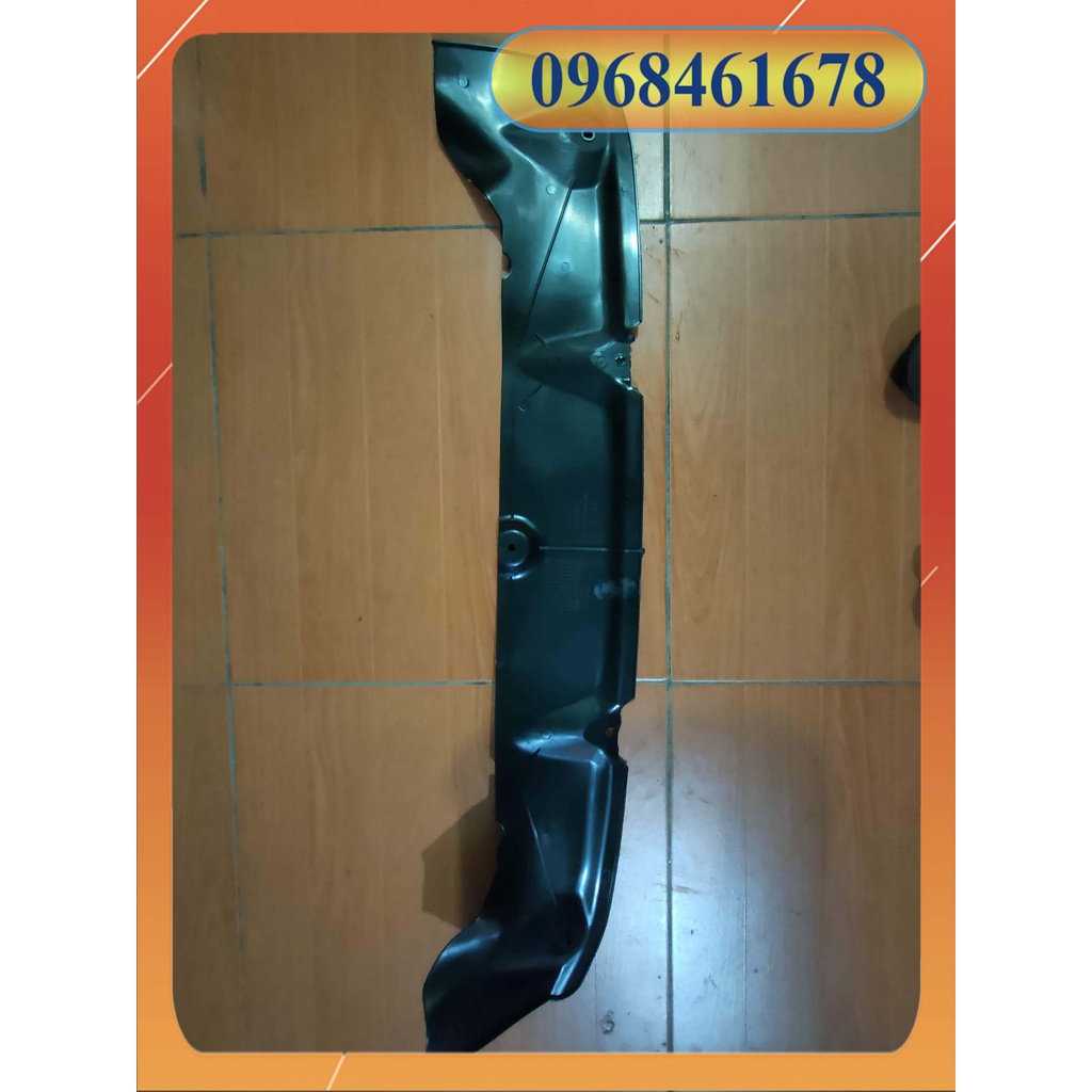CHẮN BÙN GẦM MÁY GRAND I10 (MIẾNG GIỮA)
