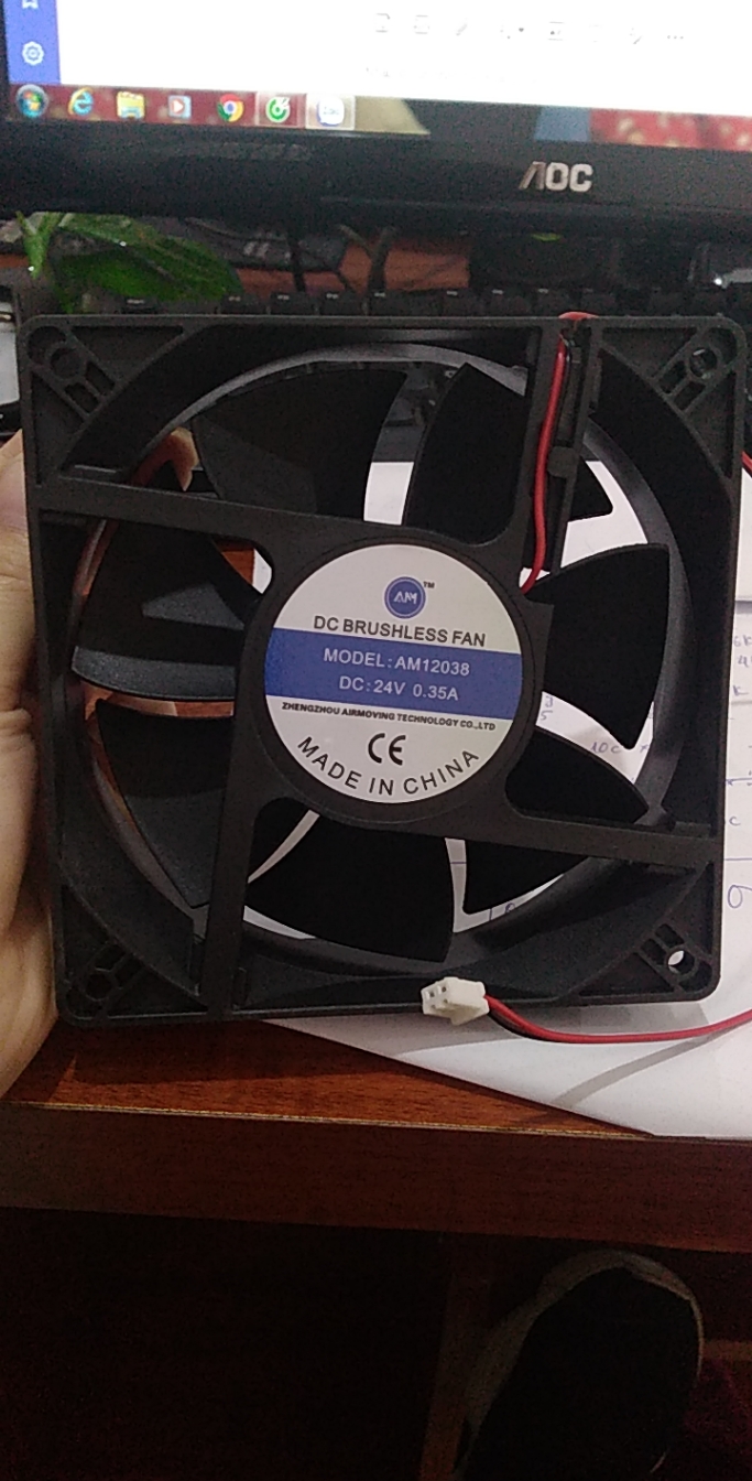 quạt  24v 12x12x4cm -2c