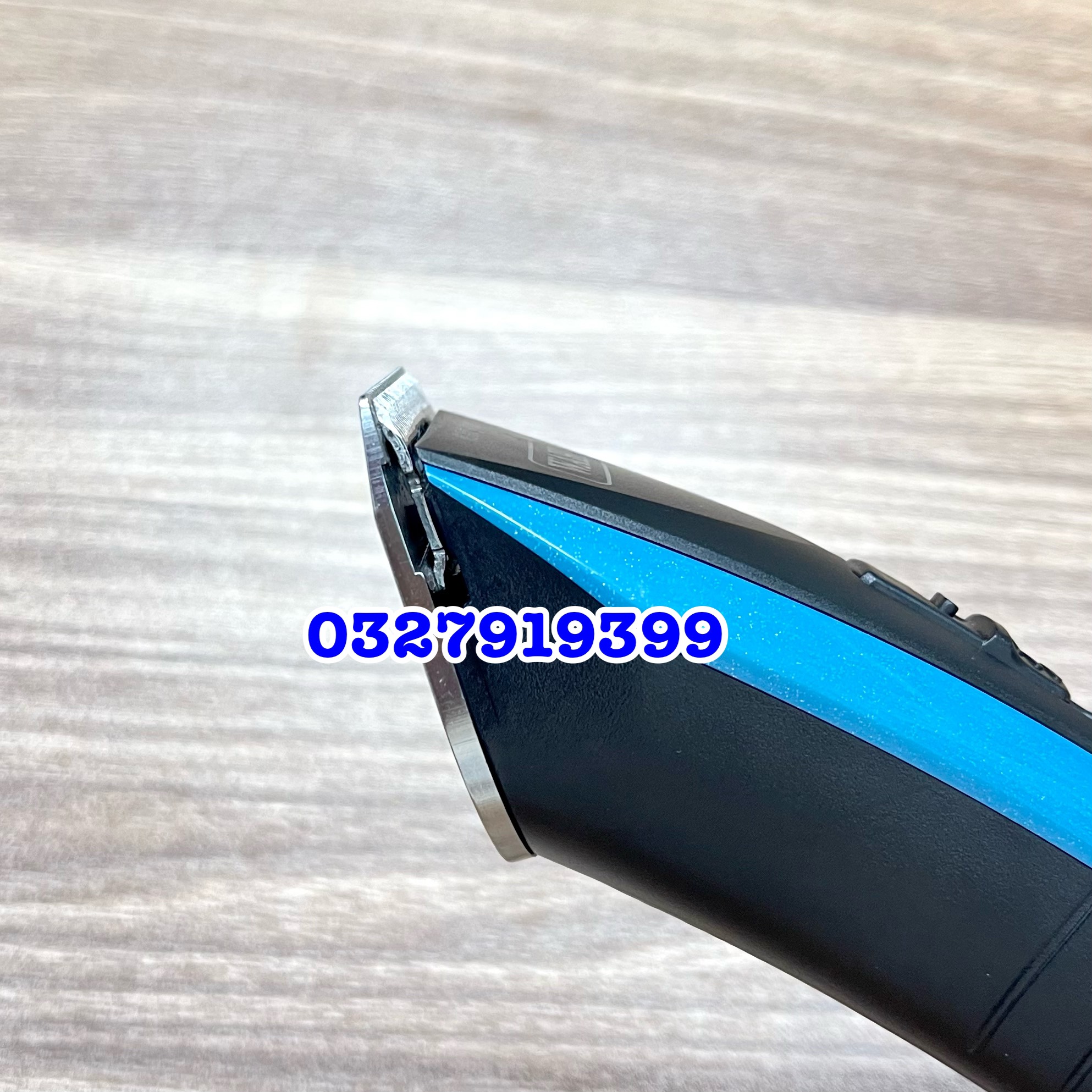 Wahl Tông Đơ Cắt Tóc Chính Hãng WAHL 2226 - Model Mới Nhất, Lưỡi Thép Cao Cấp, Màn Hình LCD, Sạc Nhanh 2,5-3 Giờ, Sử Dụng Liên Tục 260 Phút, Bộ 4 Cữ Nhựa Kèm Theo