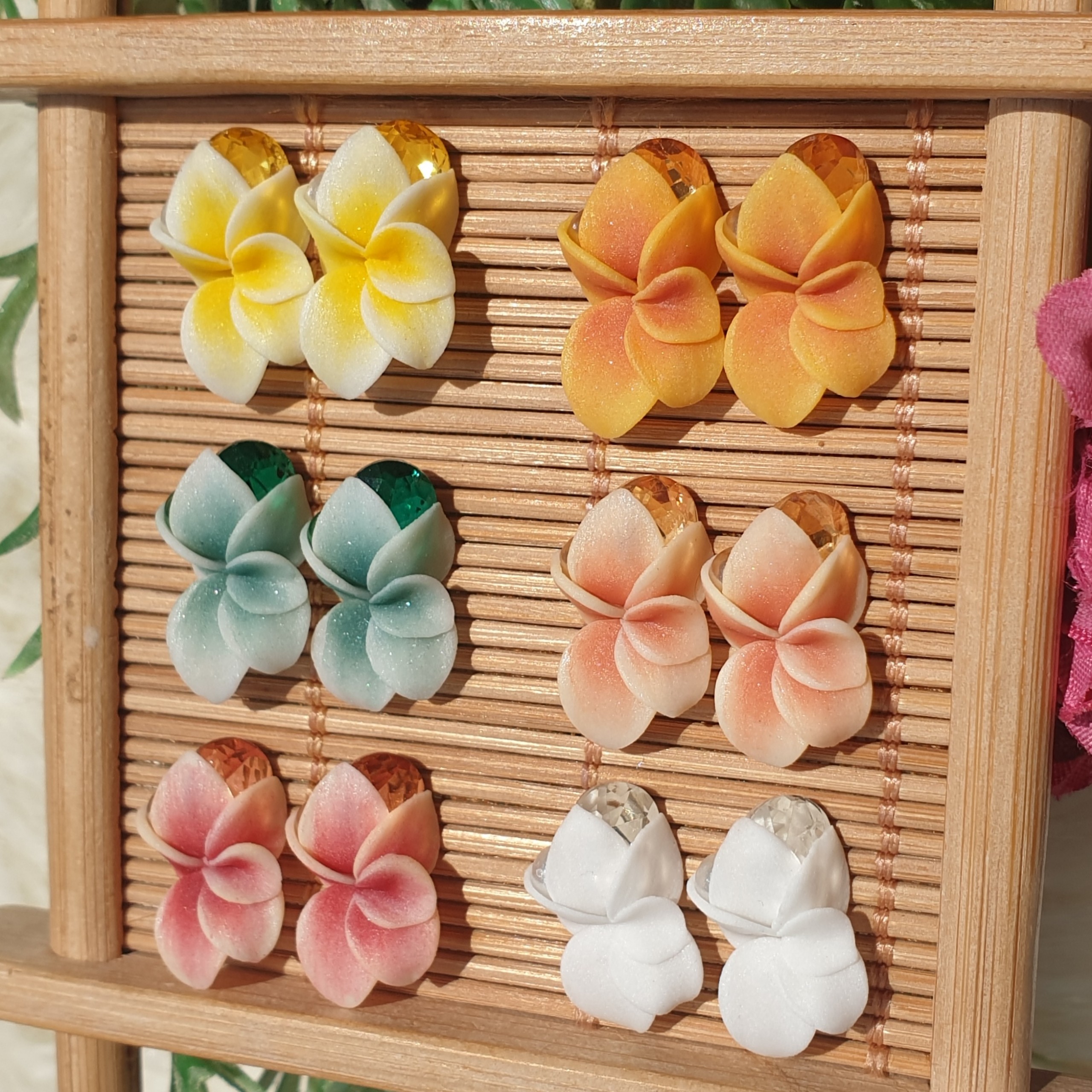 [HCM]Hoa bột nổi - hoa ly ôm đá 14HA