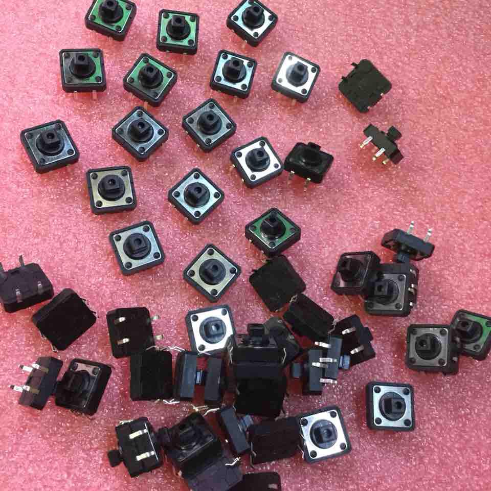 50 chiếc công tắc chíp 12x12x7.3 H
