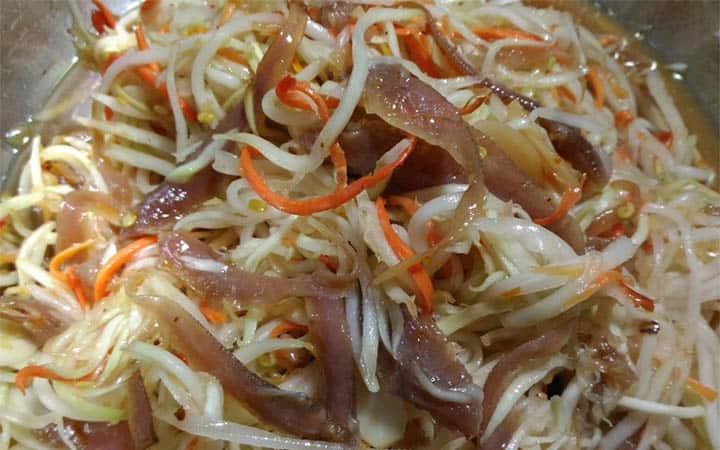 01 HỦ MẮM CÁ CƠM CHƯA TRỘN 500G (TẶNG KÈM 50g RUỐC SẠCH GÒ CÔNG)