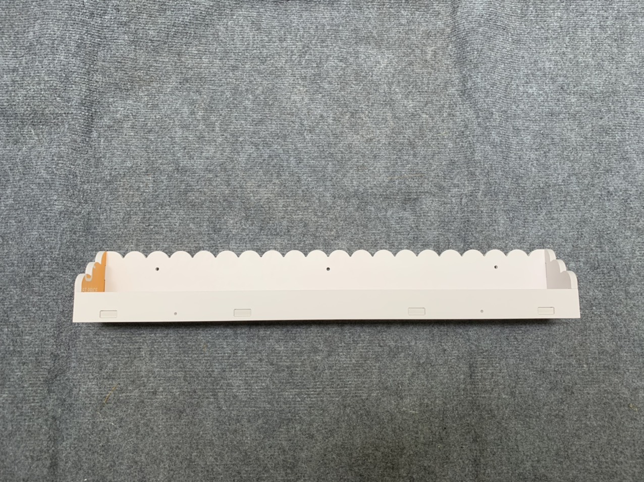 Kệ Nail để sơn - Kệ sơn móng tay treo tường gỗ nhựa chống ẩm bộ 3 thanh ngang 60cm (Trắng)