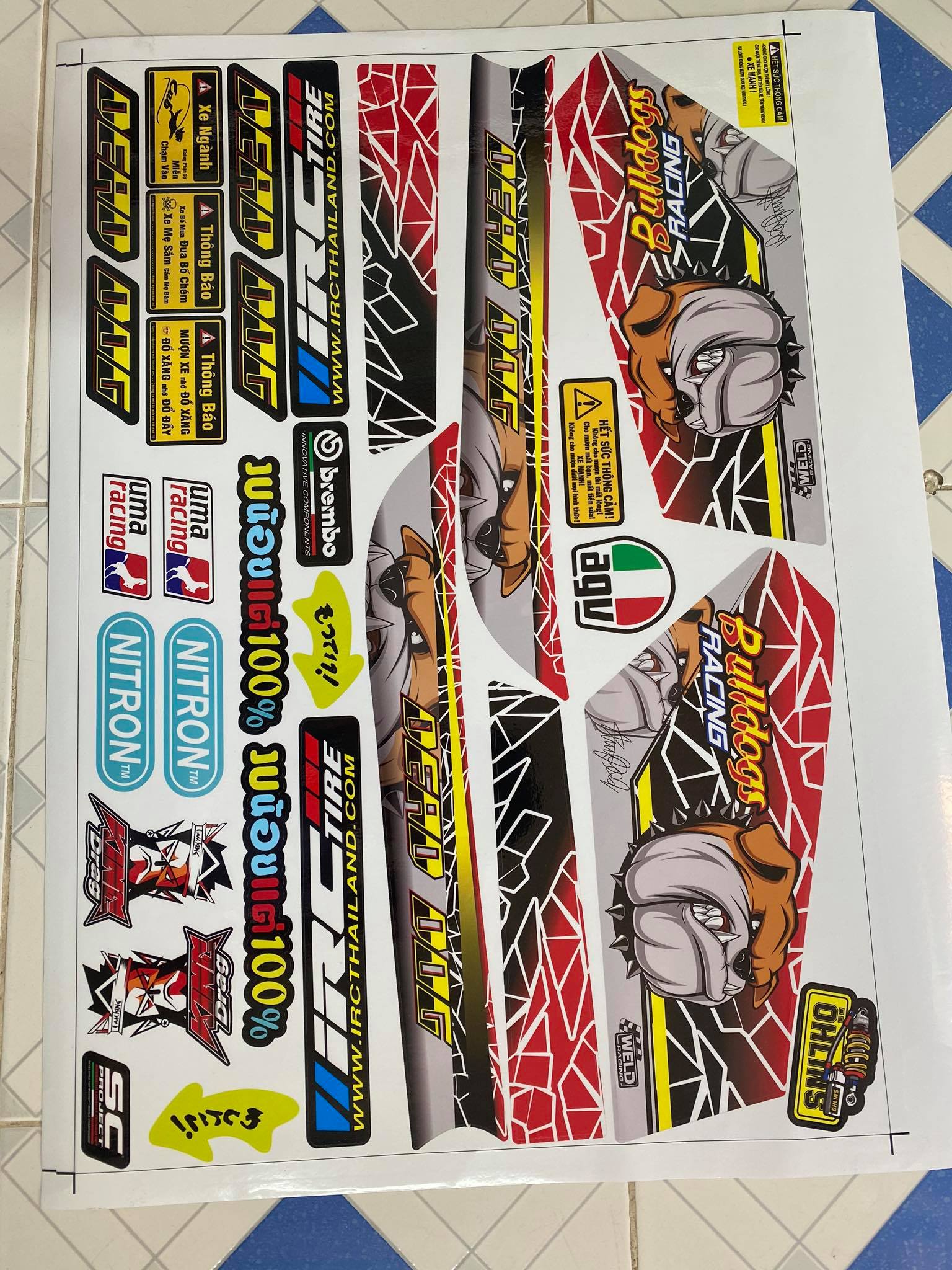 [HCM]TEM RỜI CUB 82 PHIỂN BẢN BULL DOG XÁM ĐỎ