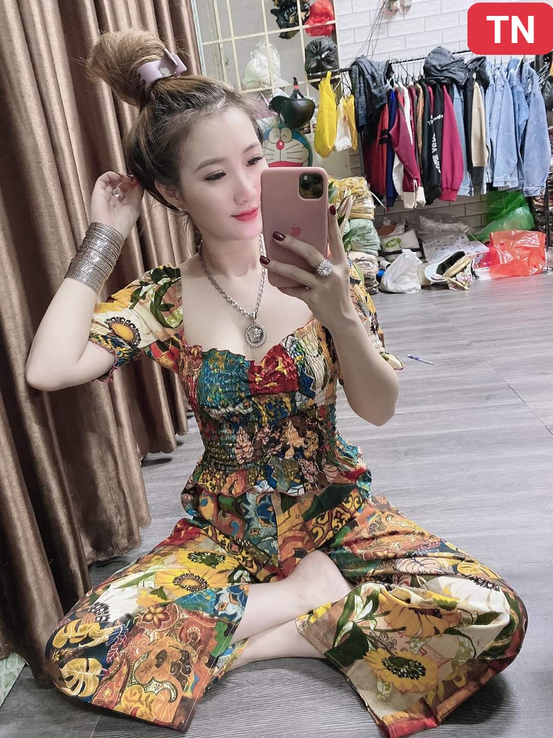 Set bộ thổ cẩm tay búp nhúng ngực cổ vuông quần ống suông