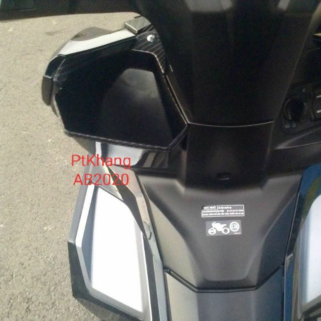 HỘC ĐỰNG ĐỒ XE AIR BLADE 2020 ĐEN/ carbon