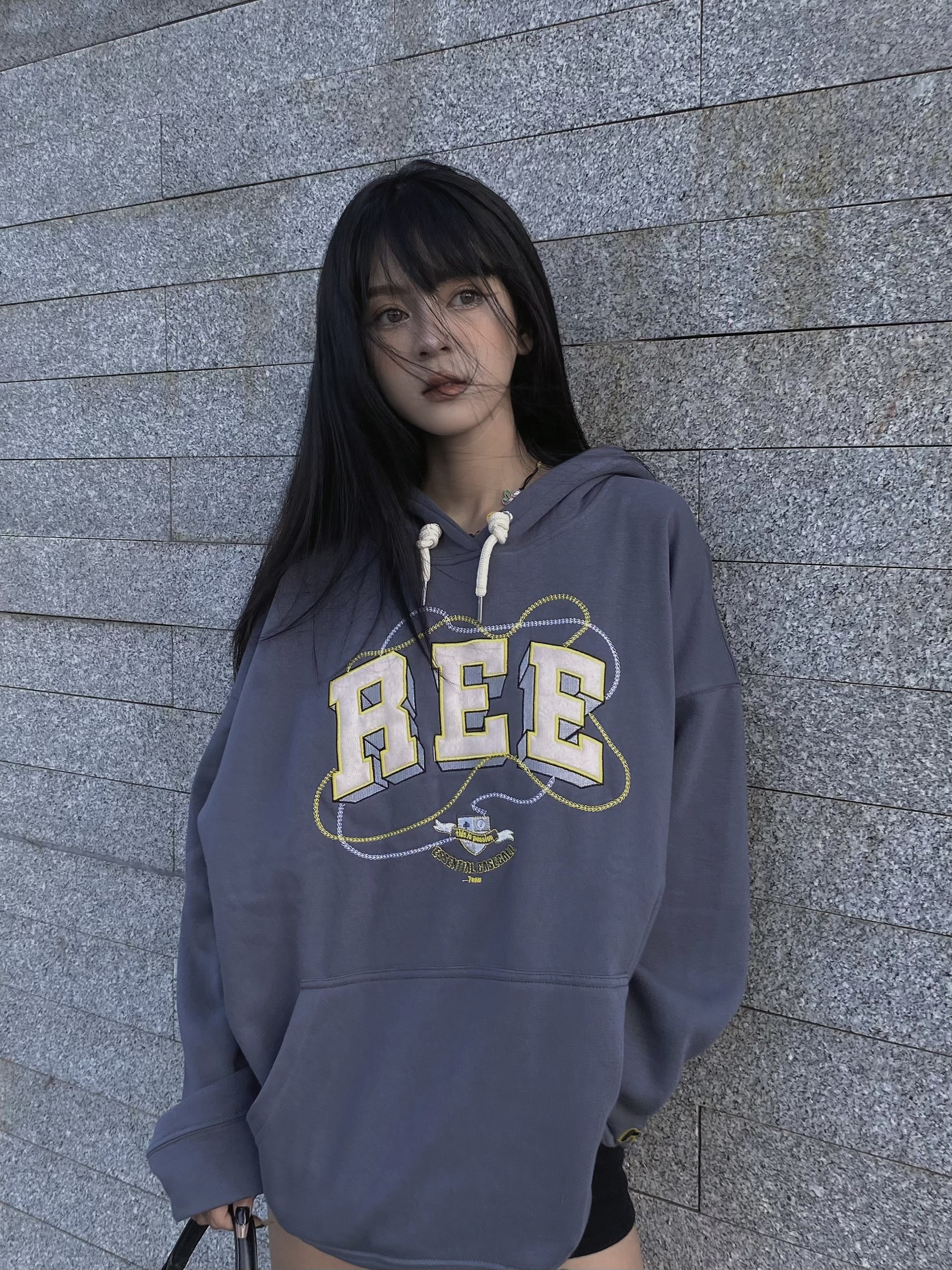 LOCAL BRAND REE - ÁO HOODIE BASIC THÊU DA MÀU XÁM