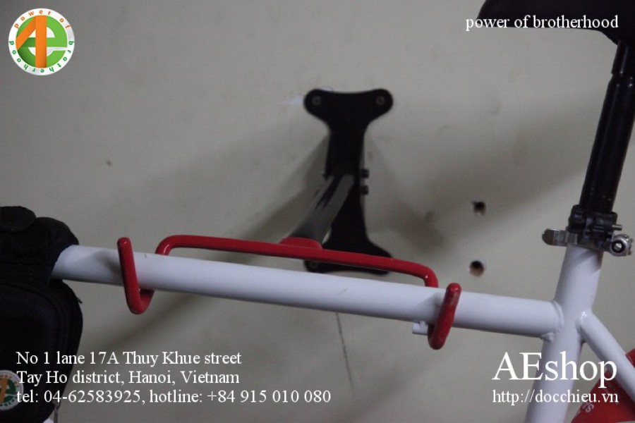 giá treo xe đạp lên tường ngang 2 móc đỡ