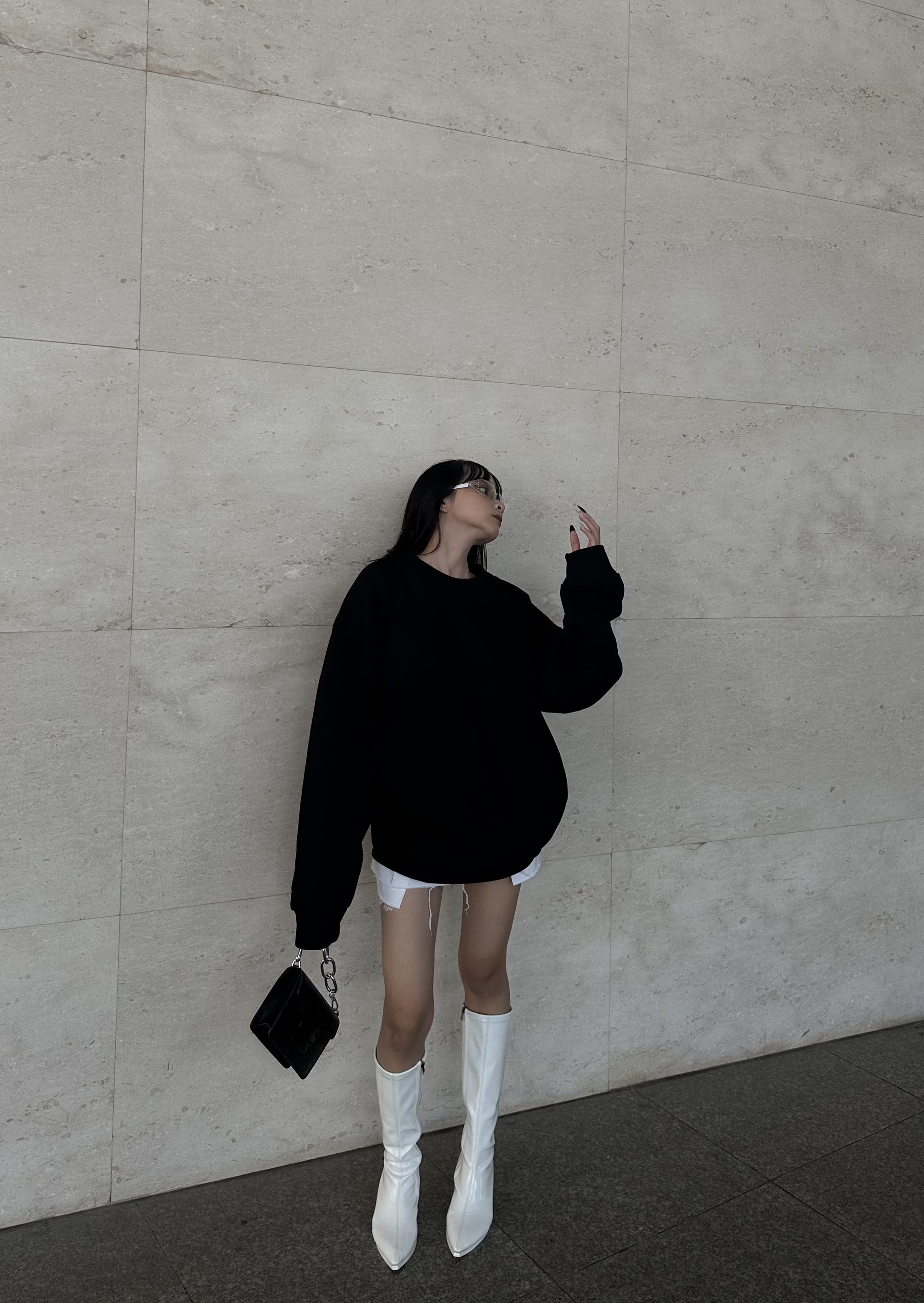 Áo Sweater Nỉ Bông Form Rộng Cổ Tròn Kiểu Dáng Basic Trơn 2AM