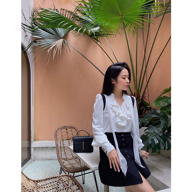 Chân váy A-line With Button Skirt