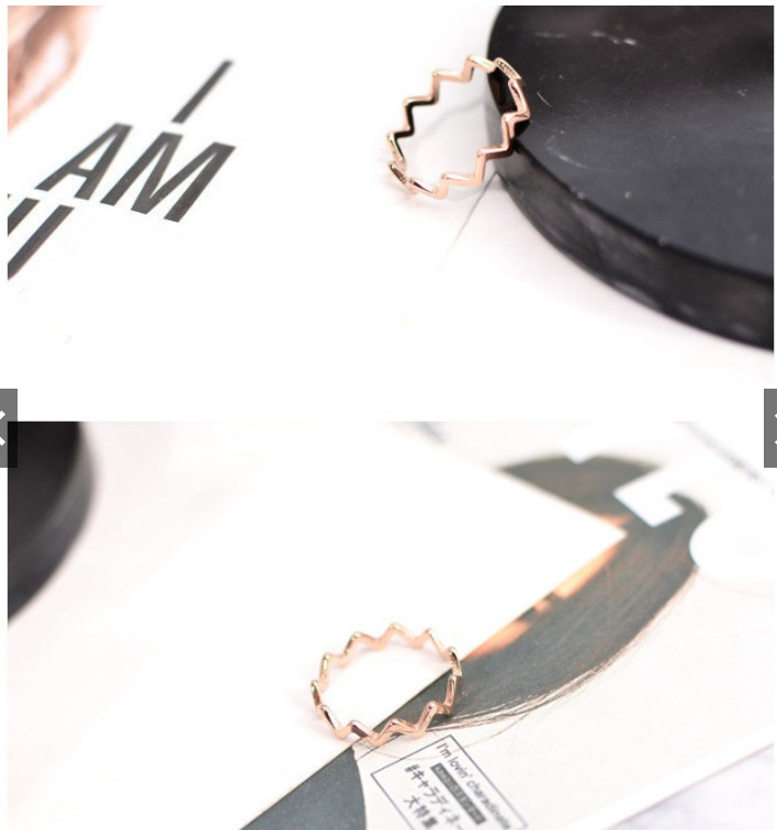 Nhẫn Nữ Zic Zac Titan Ko Đen TT 0732