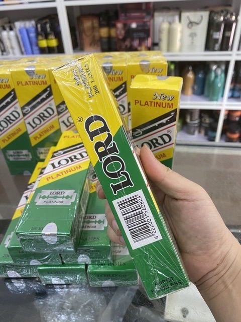 Dao tem Lord xanh