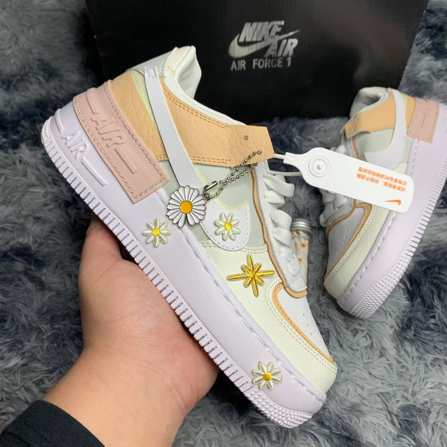 GIÀY SNEAKER SHADOW HOA CÚC CÓ BOX HÃNG