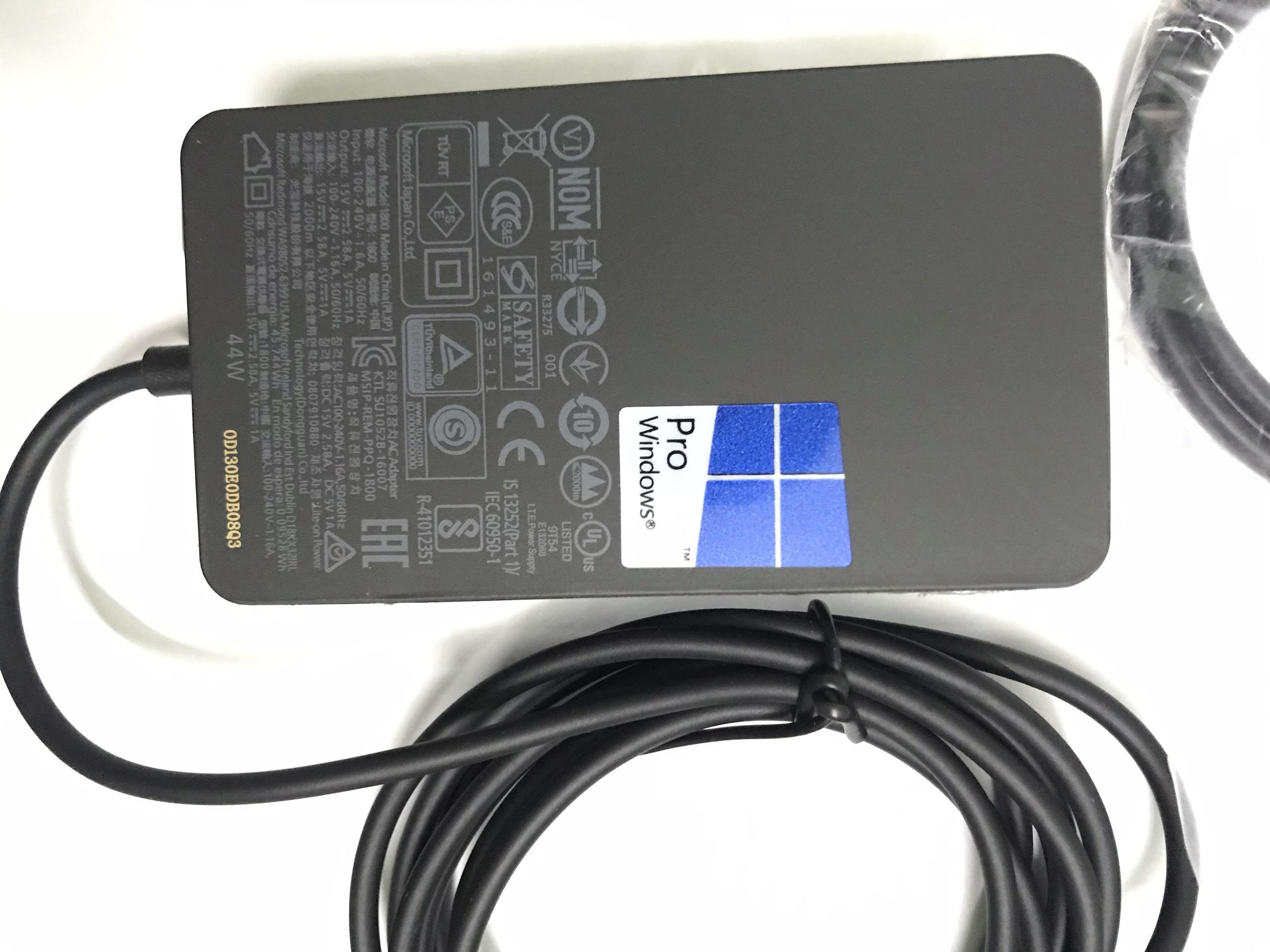 Sạc dành cho Máy tính bảng Microsoft Surface Pro 7 ( 15v 2.58A-44W)