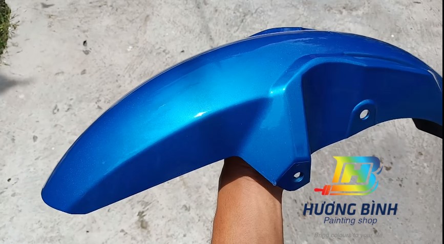 Sơn xịt Samurai màu Xanh Jackal - S137 (cần sử dụng với nền màu Bạc mới lên được màu chuẩn và đẹp)