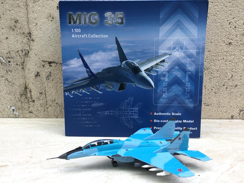 Mô hình Máy bay MIG 35 - 1:100