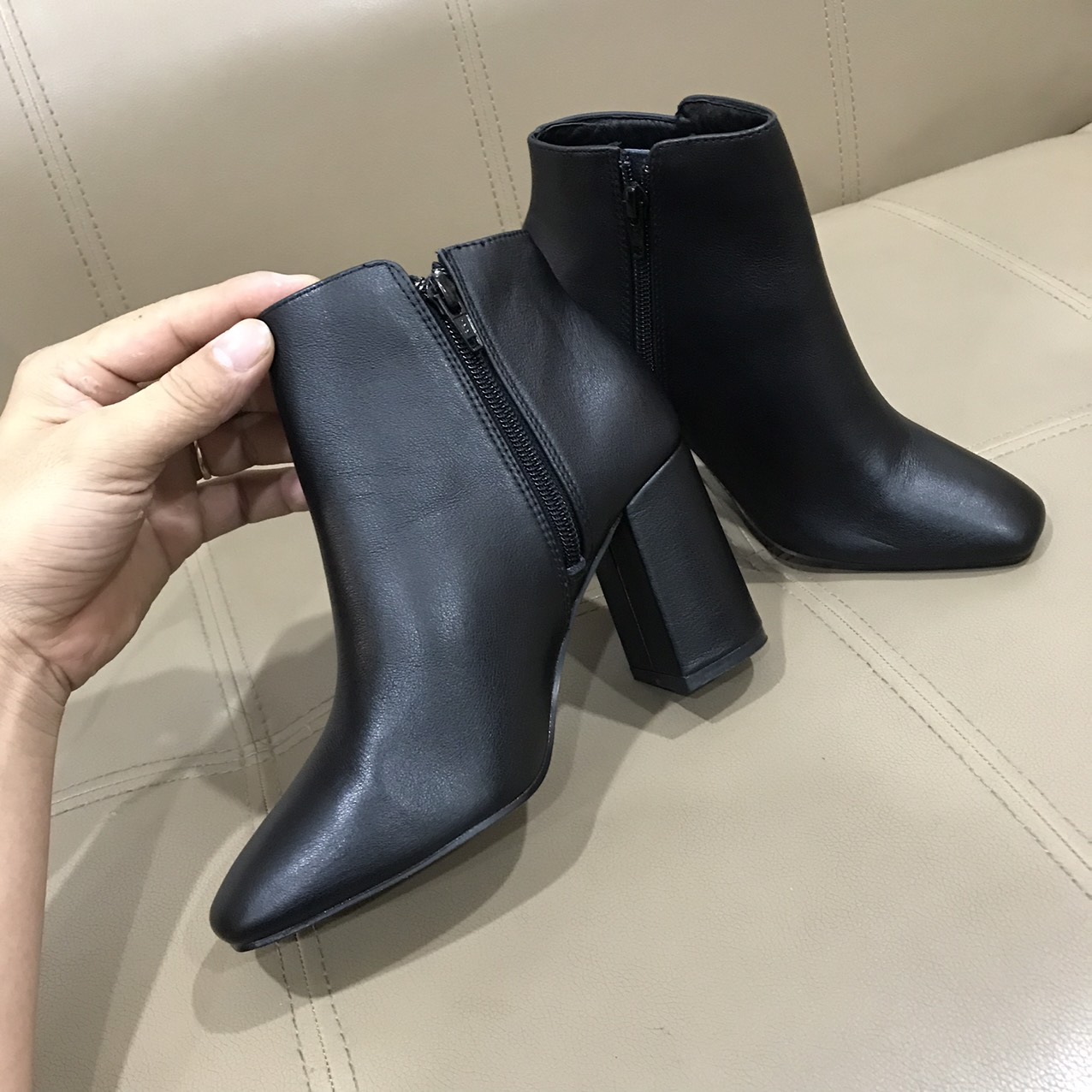 Giầy Bốt Nữ Da Thật Gót Trụ Cao 7cm VNXK