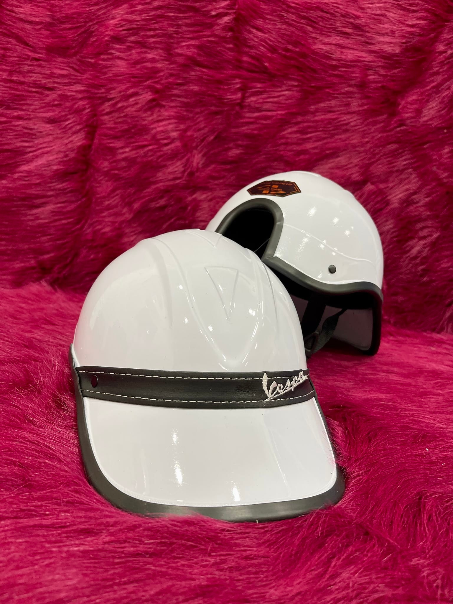 Hot. nón bảo hiểm kết vespa cam kết hàng chuẩn , cho nữ