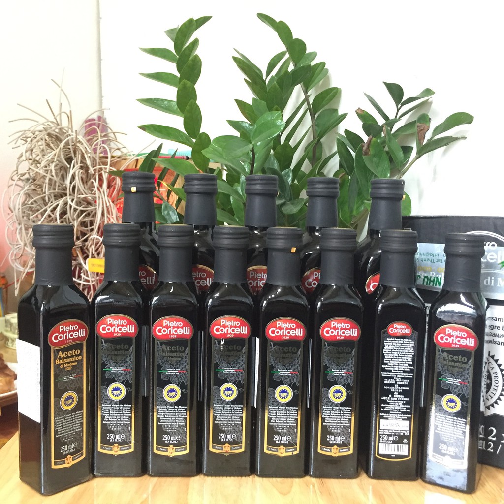 Giấm nho Balsamic Pietro Coricelli 250ml