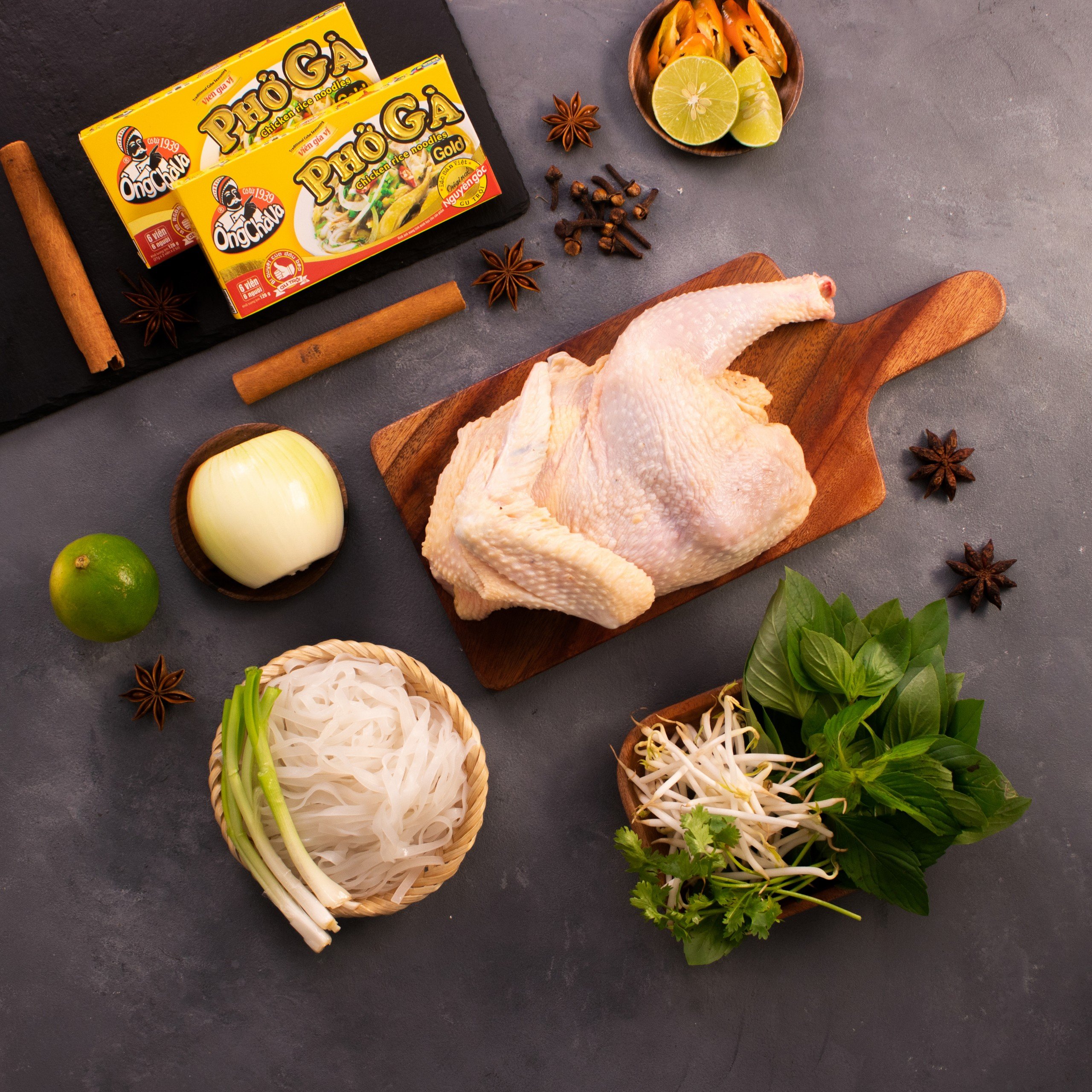 Ong Cha Va Chicken Pho soup cubes 75g (12 boxes)