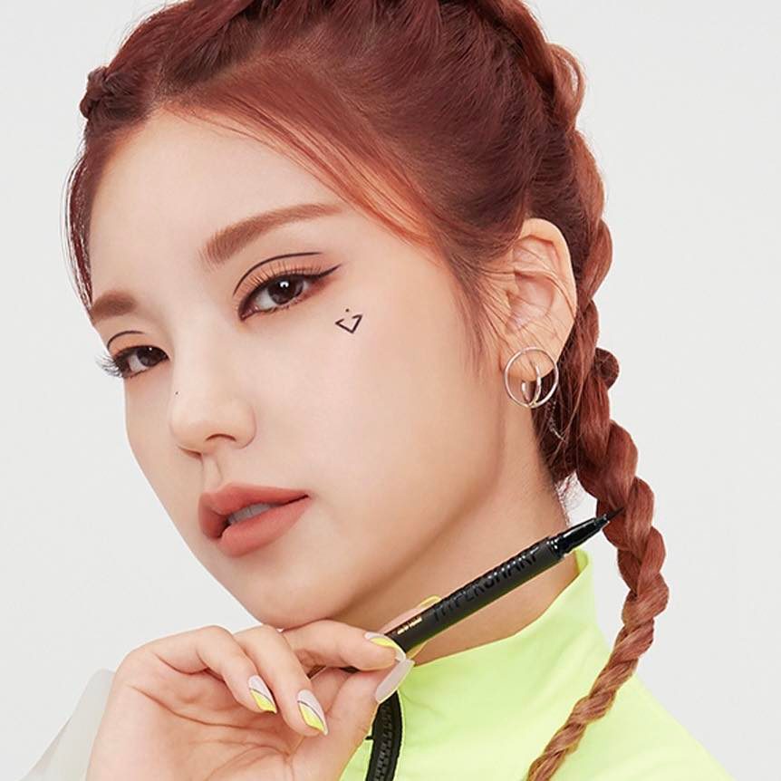 Bút Kẻ Mắt Nước Maybeline New York Hyper Sharp Liner Extreme 0.4g