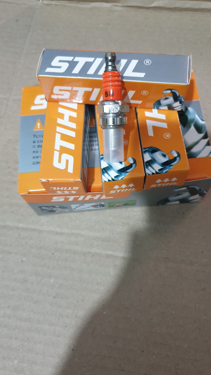 [HCM] BUGI DÙNG CHO MÁY CẮT CỎ GX35 - ĐỘNG CƠ 4 THÌ. ( 2 CÁI)