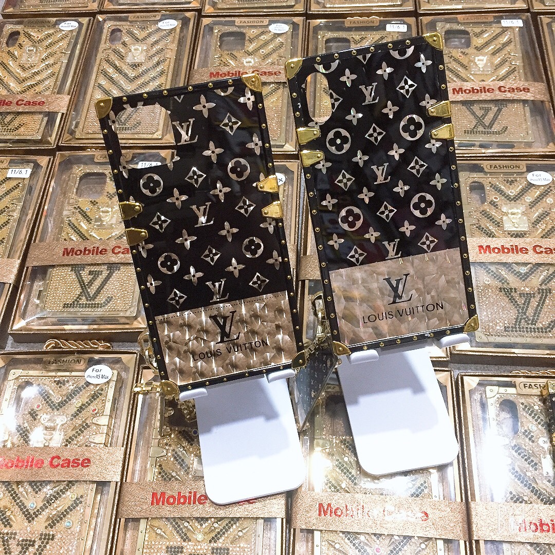 Ốp lưng thương hiệu LV gương iphone 6/6plus, 7/7plus, 8/8plus, X, XR,XMax