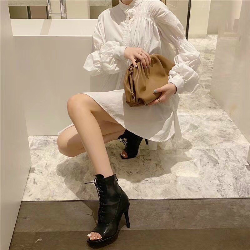 Boot hở mũi