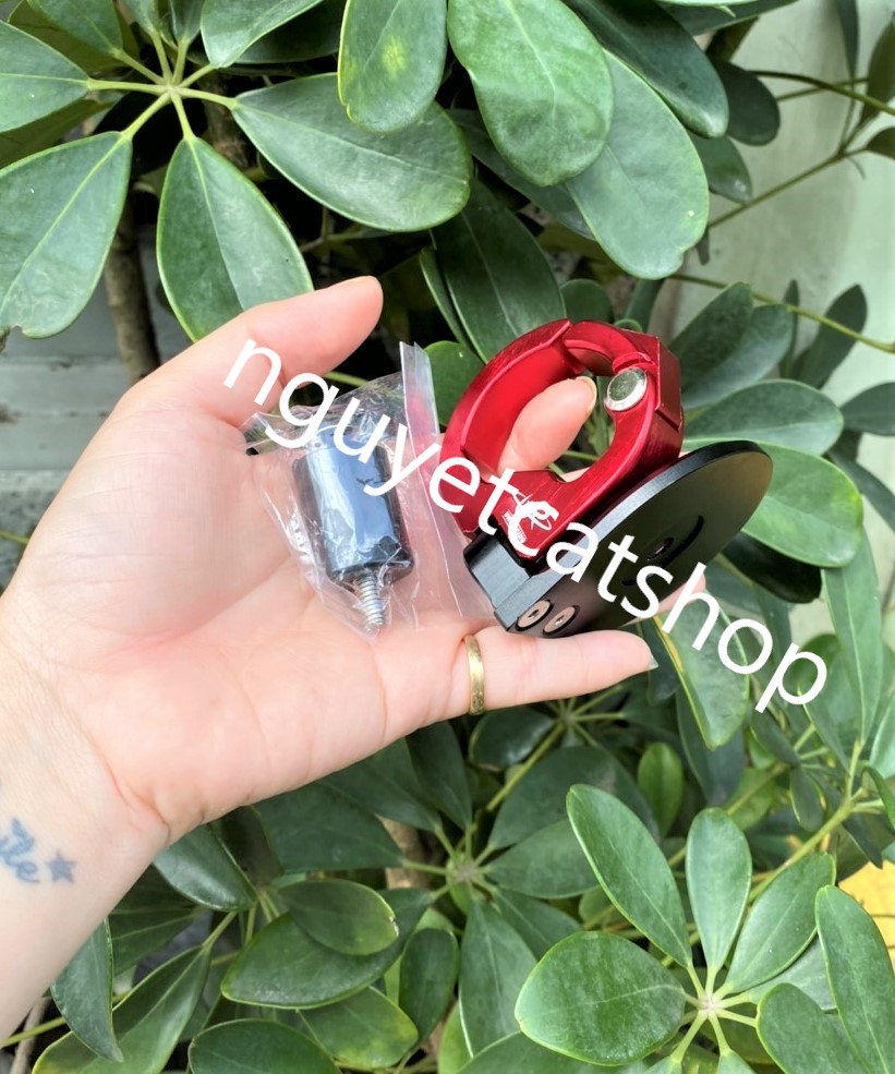Móc treo đồ cho xe Vision