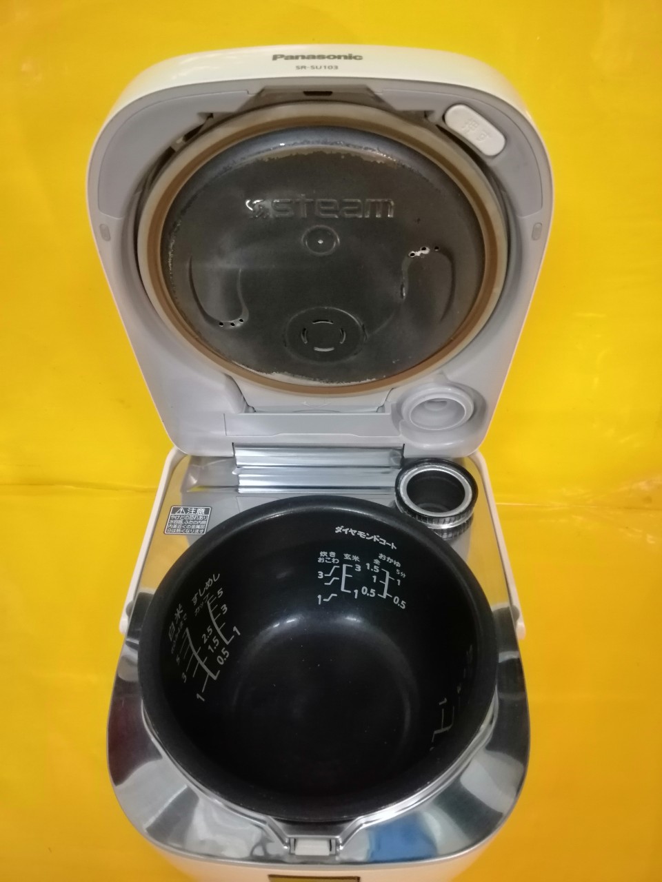 Nồi cơm nội địa Nhật Panasonic SR-SU103 (1.0L) cốc nước bù ẩm (903091)